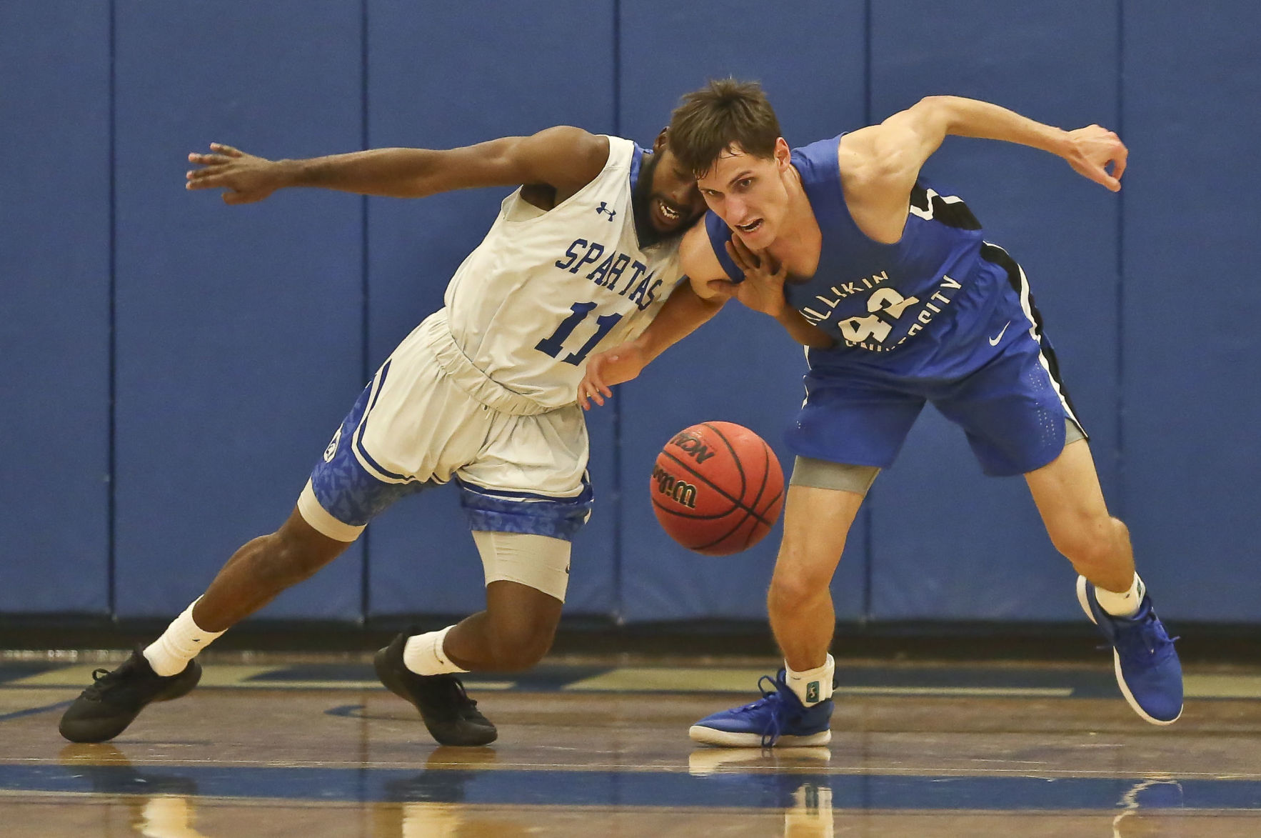 Millikin Mens Basketball 24 11.08.18.JPG